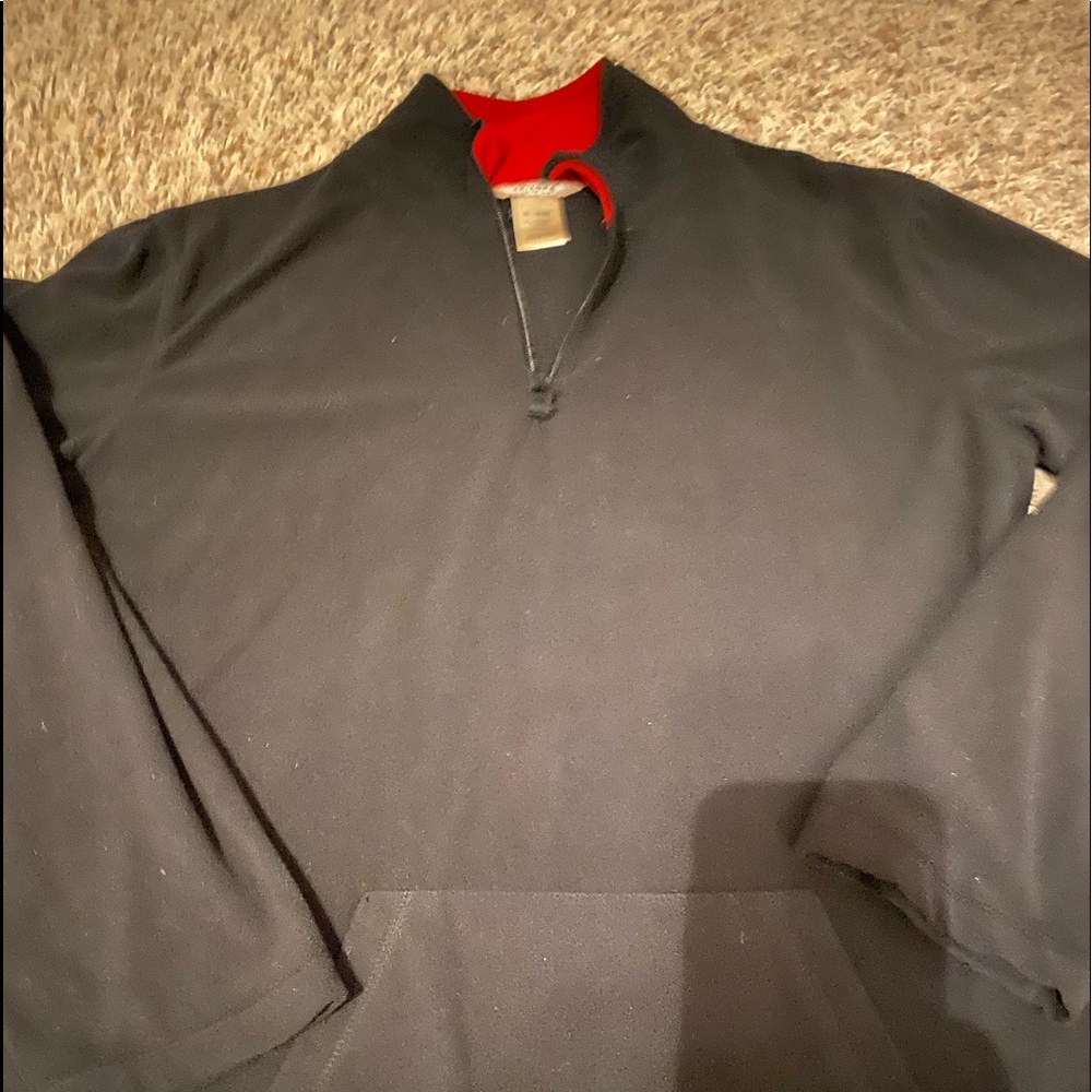 Boys Arizona half zip pullover in size 18-20, black with red, like new condition